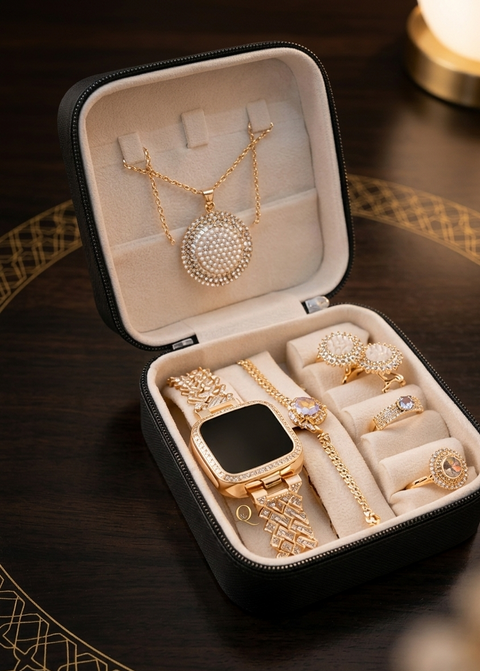 Luxury Velvet Jewelry Travel Box | Compact Jewelry Case for Women